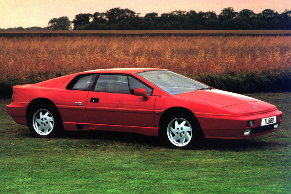 coches que ha tenido Elon Musk que no son Tesla lotus