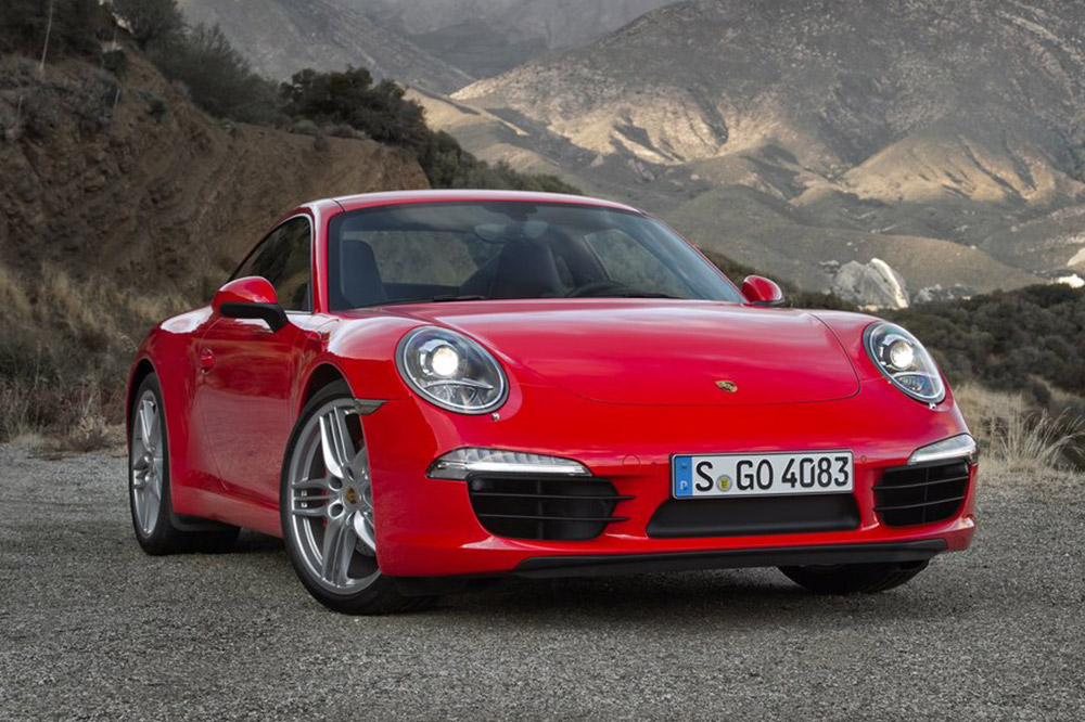 coches que ha tenido Elon Musk que no son Tesla porsche