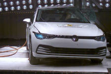 crash test del Volkswagen Golf 8