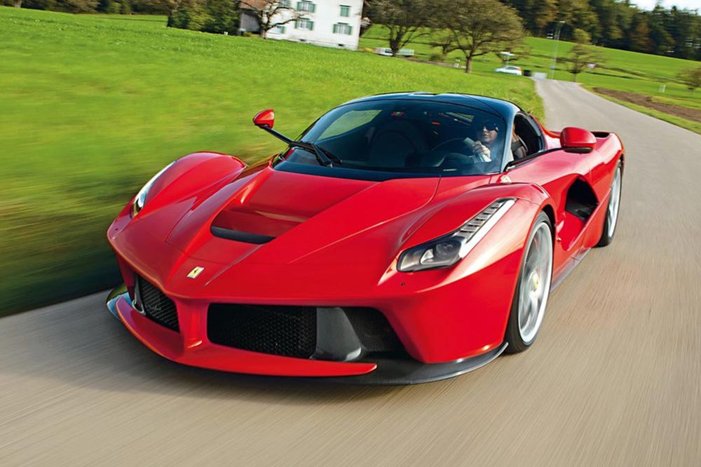 mejores deportivos y superdeportivos ferrari