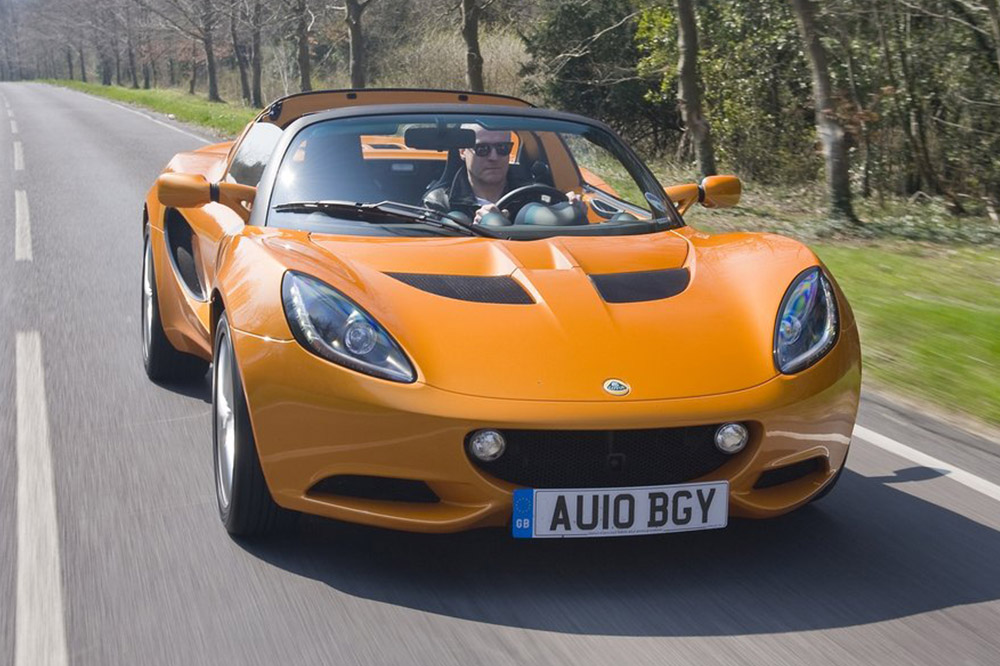 mismos coches diferentes marcas lotus