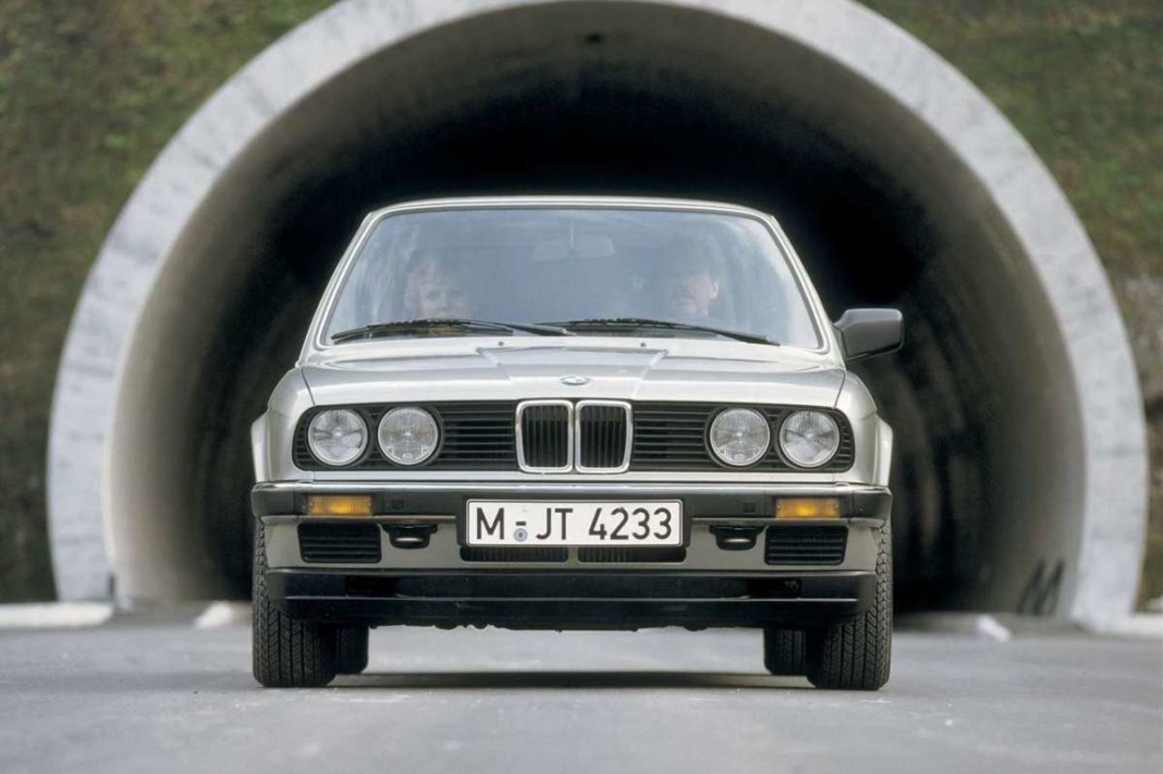 BMW Serie 3 E30