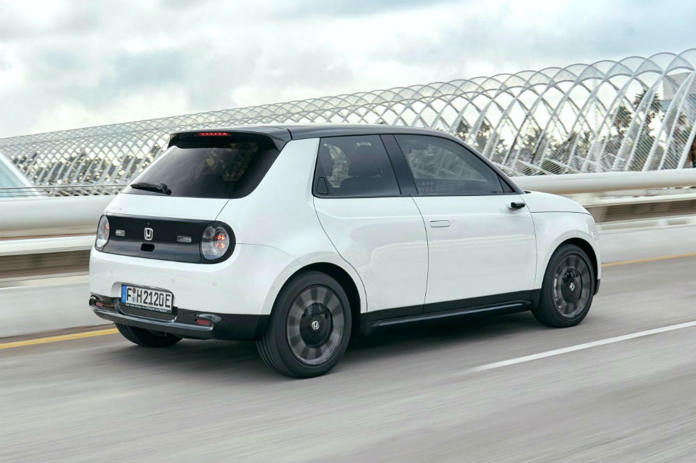 coches de producción con espejos digitales honda e