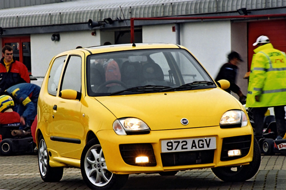 coches con nombres de pilotos 18