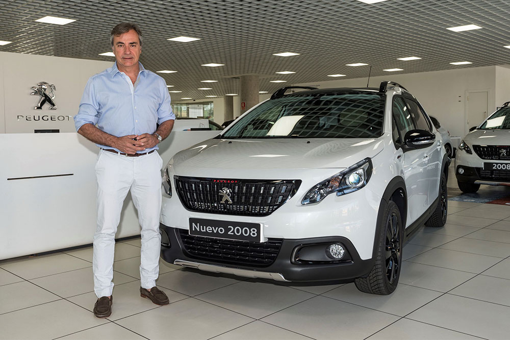 coches con nombres de pilotos 30