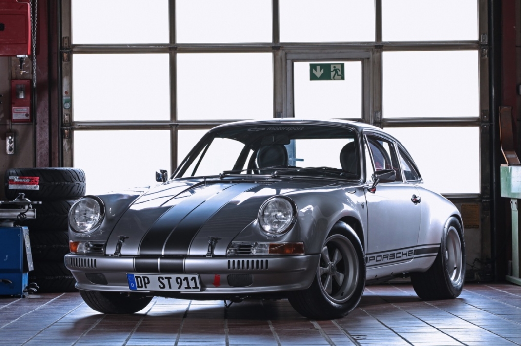 Porsche 911 1985 DP Motorsport