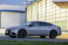 Volkswagen Arteon R-Line Performance