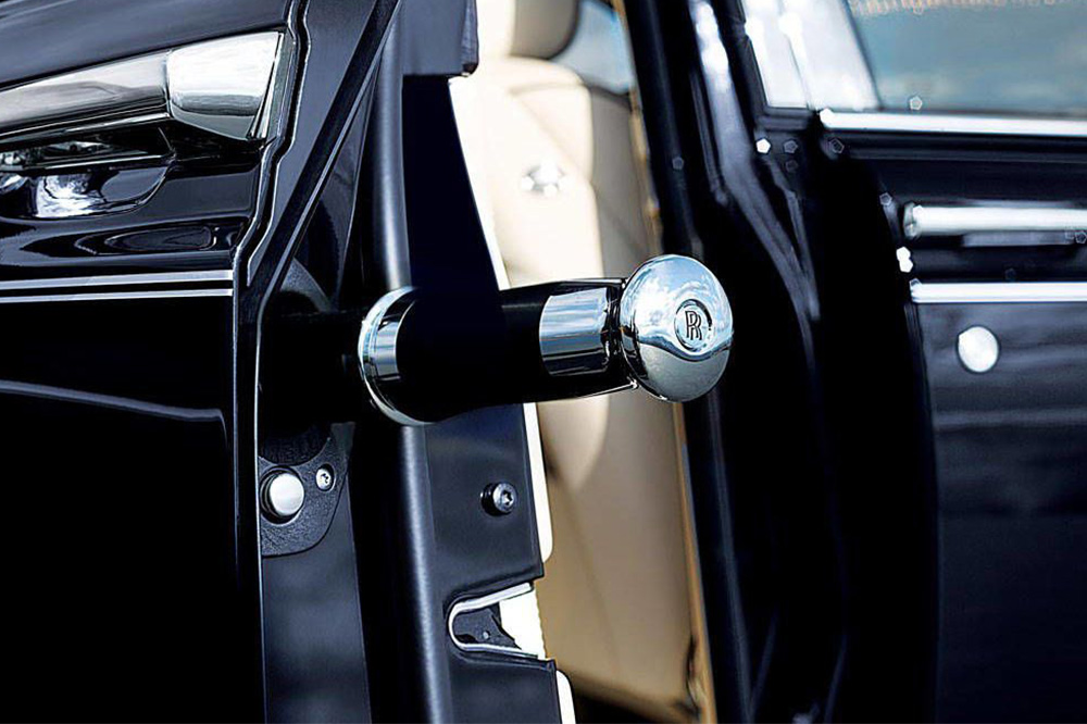 cosas curiosas que esconden los coches