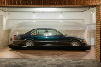 Subastan un BMW 740i de 1997 como nuevo, con 255 kilómetros