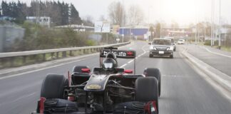 Estos coches, sorprendentemente, son legales para circular por carretera abierta al tráfico