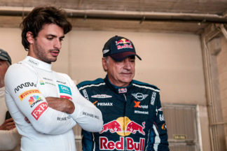 Ferrari anuncia el fichaje de Carlos Sainz para 2021 y 2022 Carlos Sainz padre e hijo