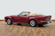 Aston Martin V8 Volante David Beckham