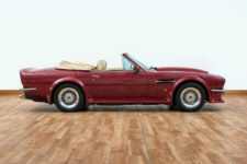 Aston Martin V8 Volante David Beckham