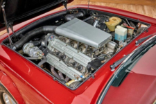 Aston Martin V8 Volante David Beckham