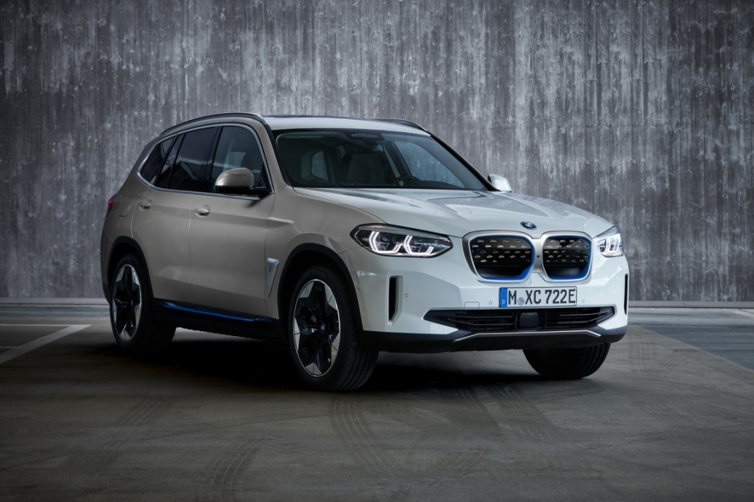 BMW iX3 2021