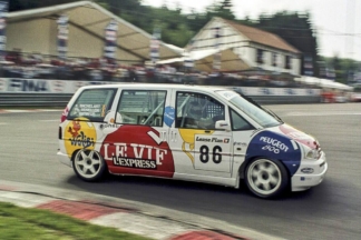 Peugeot 806 Supertourer: el monovolumen que corrió las 24 Horas de Spa Peugeot 806 Supertourer