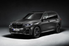 BMW X7 Dark Shadow Edition