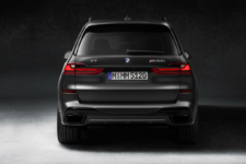 BMW X7 Dark Shadow Edition