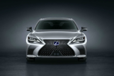Lexus LS 2021