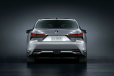 Lexus LS 2021