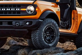 Ford pide a Goodyear eliminar la palabra 'Wrangler' de sus neumáticos Ford pide a Goodyear eliminar la palabra 'Wrangler' de sus neumáticos