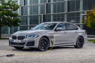 BMW 545e xDrive 2020: el híbrido enchufable más prestacional de la gama BMW 545e xDrive 2020