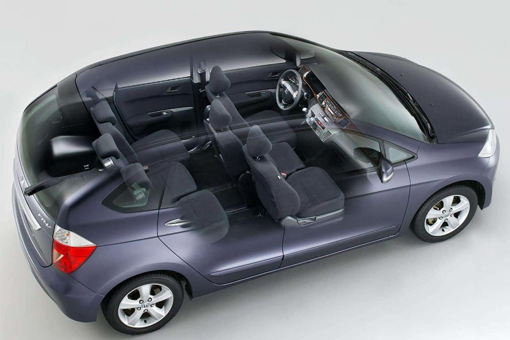 coches con tres asientos delanteros 