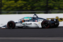 Fernando Alonso sufre un accidente en los entrenos de la Indy 500