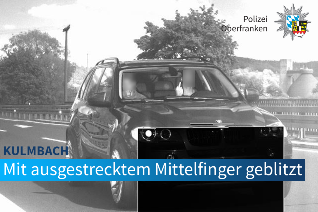 multado-1500-euros-lanzar-peineta-camara-radar