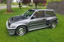 Honda Civic 3.2 V6 de 1984 trasera