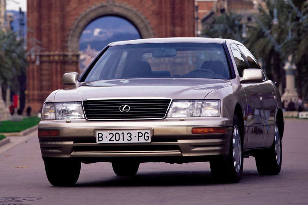 coches baratos con los que puedes superar los 240 kmh 