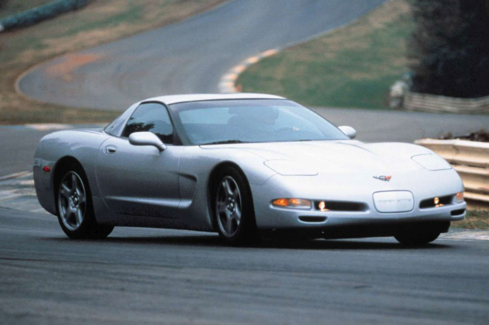 coches baratos con los que puedes superar los 240 kmh 