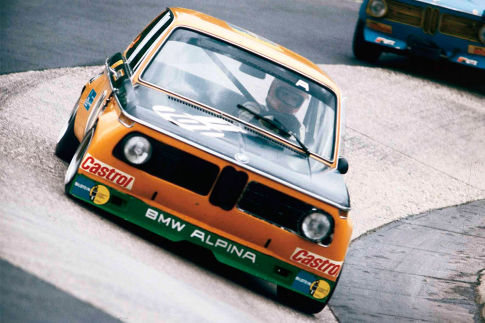 coches deportivos de los 60 