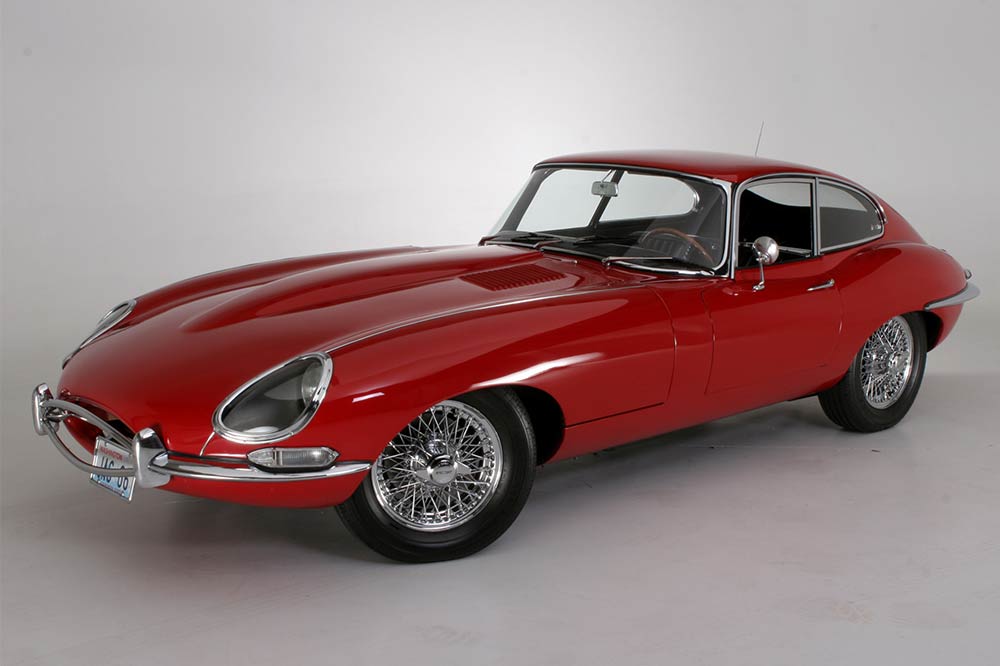 coches deportivos de los 60 