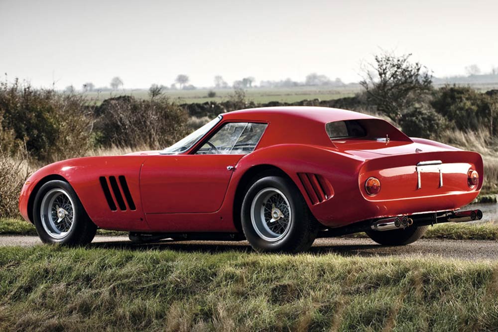 coches deportivos de los 60 