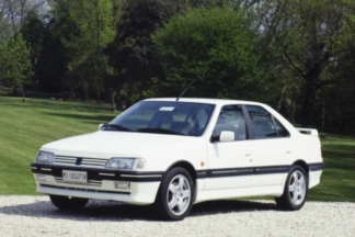 Peugeot 405 T16: así era una berlina deportiva al uso en los años 90 Peugeot 405 T16 historia