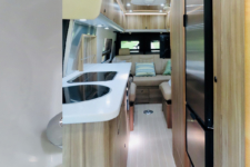 subastan camper lujo Mercedes