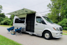 subastan camper lujo Mercedes