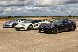 Vídeo: superdeportivos a prueba en una Drag Race