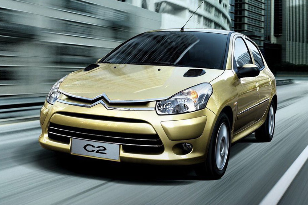 Coches antiguos que puedes comprar nuevos 