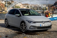 Volkswagen Golf TGI 8