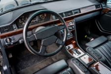 Mercedes 300 E 6.0 AMG The Hammer