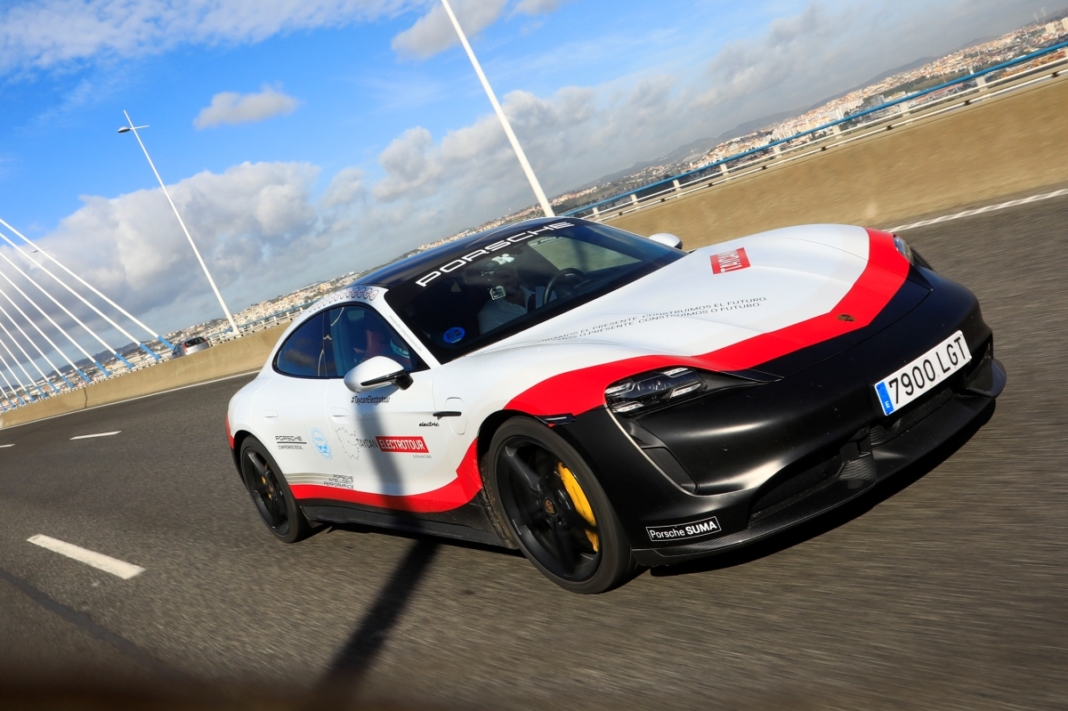 Porsche Taycan Electrotour