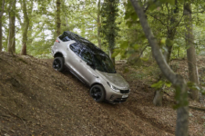 Land Rover Discovery 2021