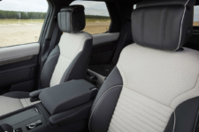 Land Rover Discovery 2021