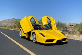 A subasta un Ferrari Enzo, literalmente, de portada de revista Subasta Ferrari Enzo de revista