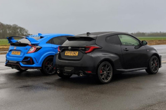 Vídeo: Toyota GR Yaris vs Honda Civic Type R, ¿cuál acelera más?