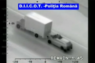 Vídeo: atraco de película a un camión en marcha cargado de PlayStation 5 atraco pelicula camion marcha cargado playstation 5