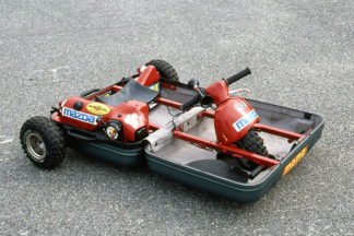 Sí, Mazda creó un coche-maleta que circulaba a 30 km/h Coche-maleta de Mazda