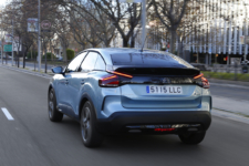 Movimiento trasera Citroën ëC4 2020